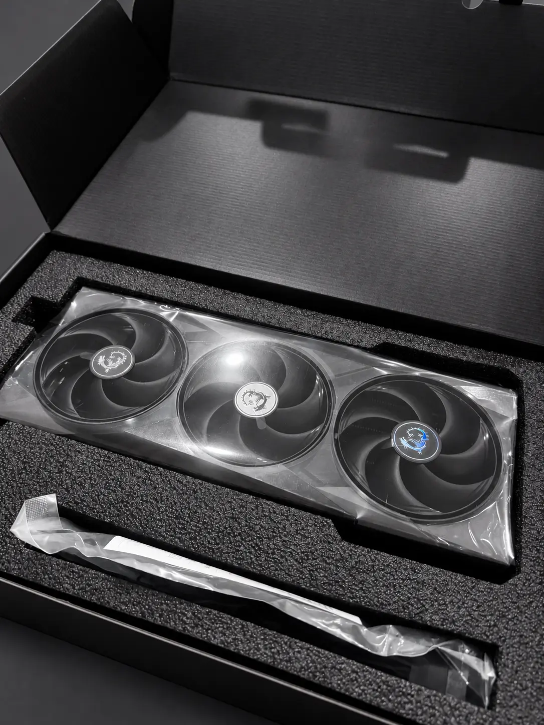 MSI GeForce RTX 5090 Gaming Trio OC 32 GB GDDR7